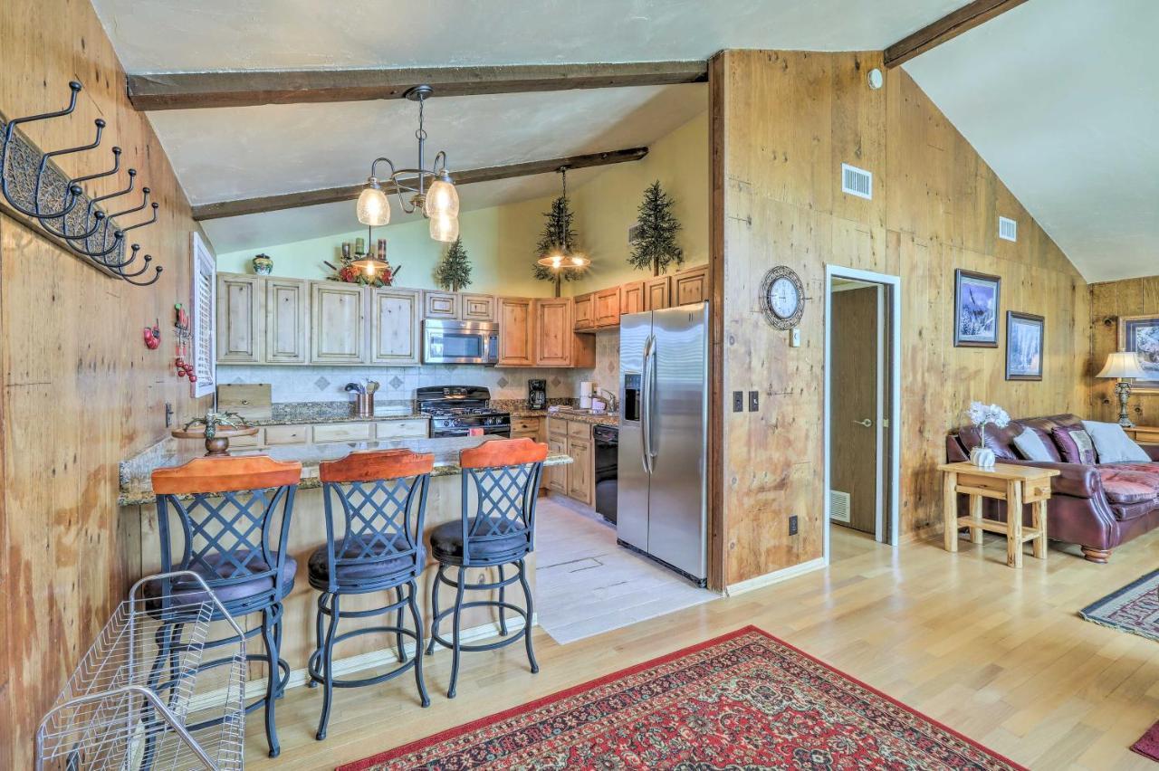 Flagstaff Townhome - Walk To Country Club And Pools! Kültér fotó