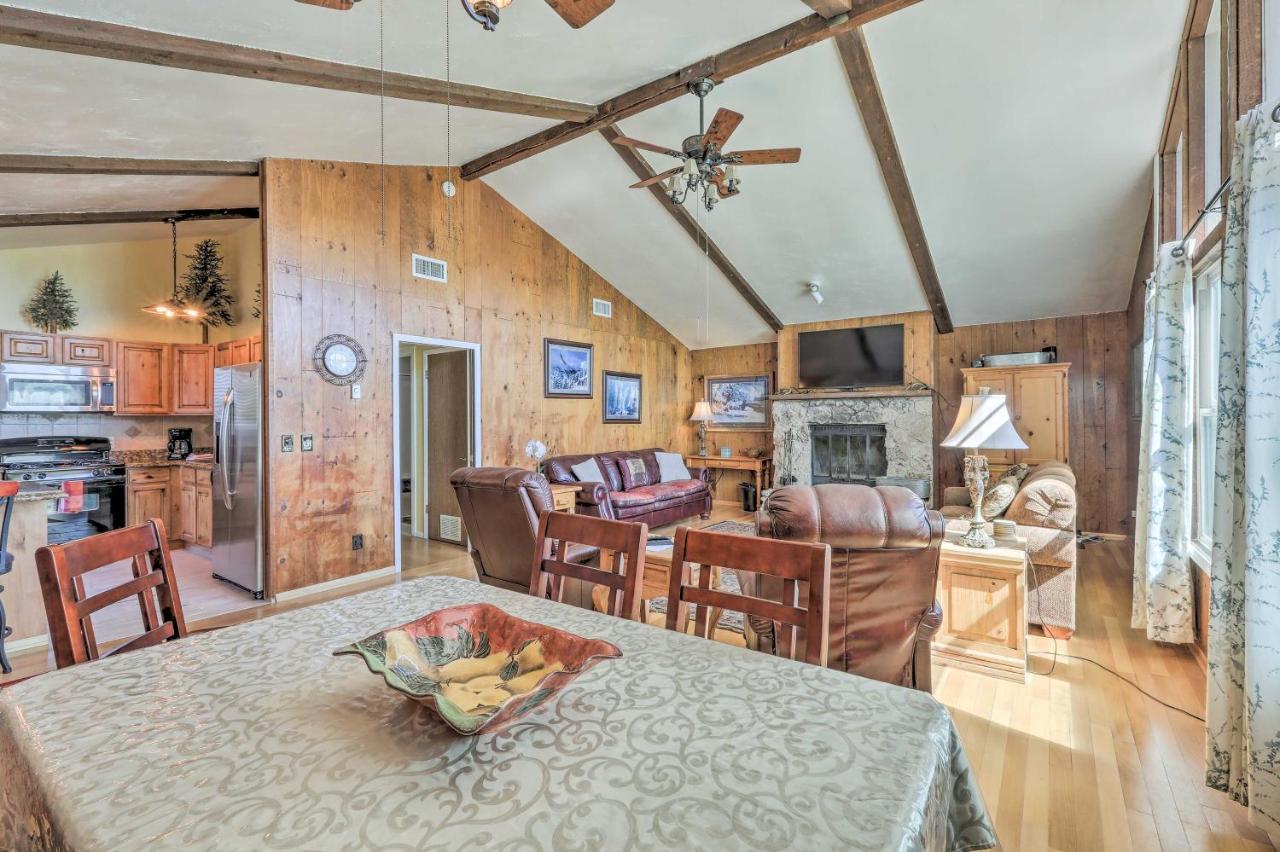 Flagstaff Townhome - Walk To Country Club And Pools! Kültér fotó